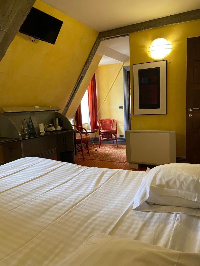 Maison Kammerzell - Hotel & Restaurant Strasbourg Bagian luar foto